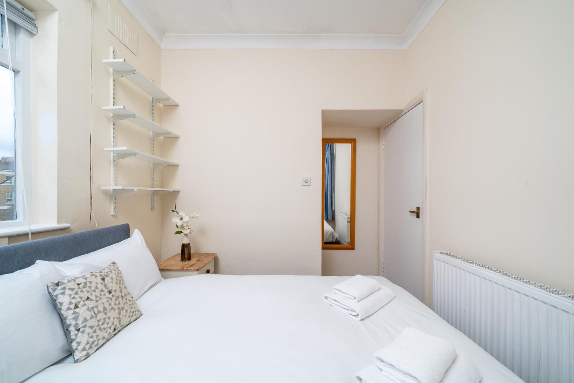 Cozy Maisonette Near Abbey Road Лондон Екстериор снимка