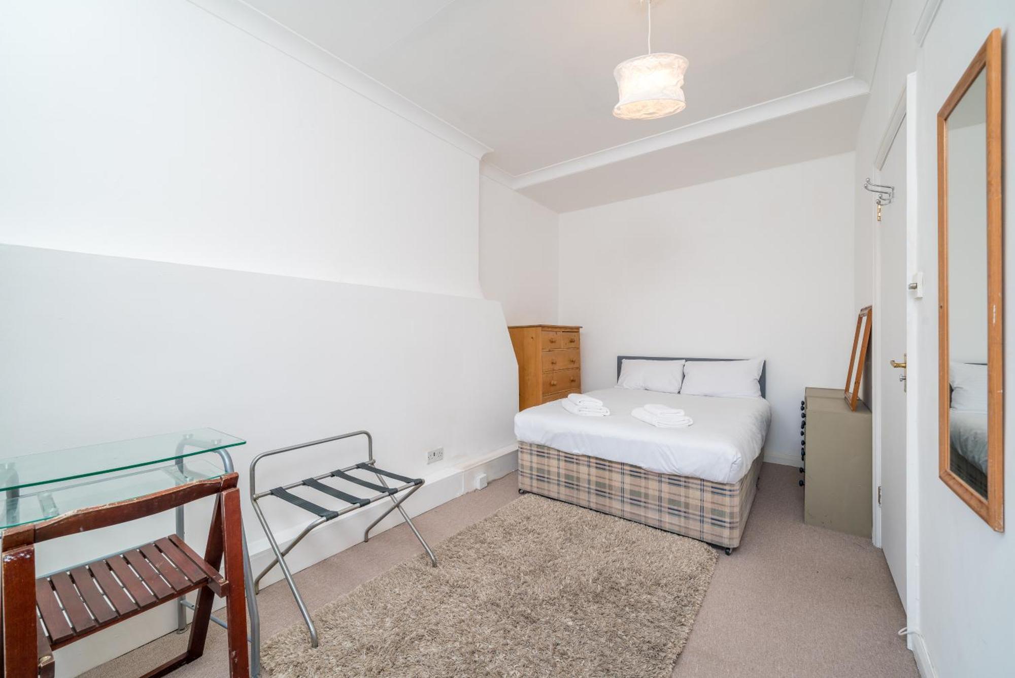 Cozy Maisonette Near Abbey Road Лондон Екстериор снимка