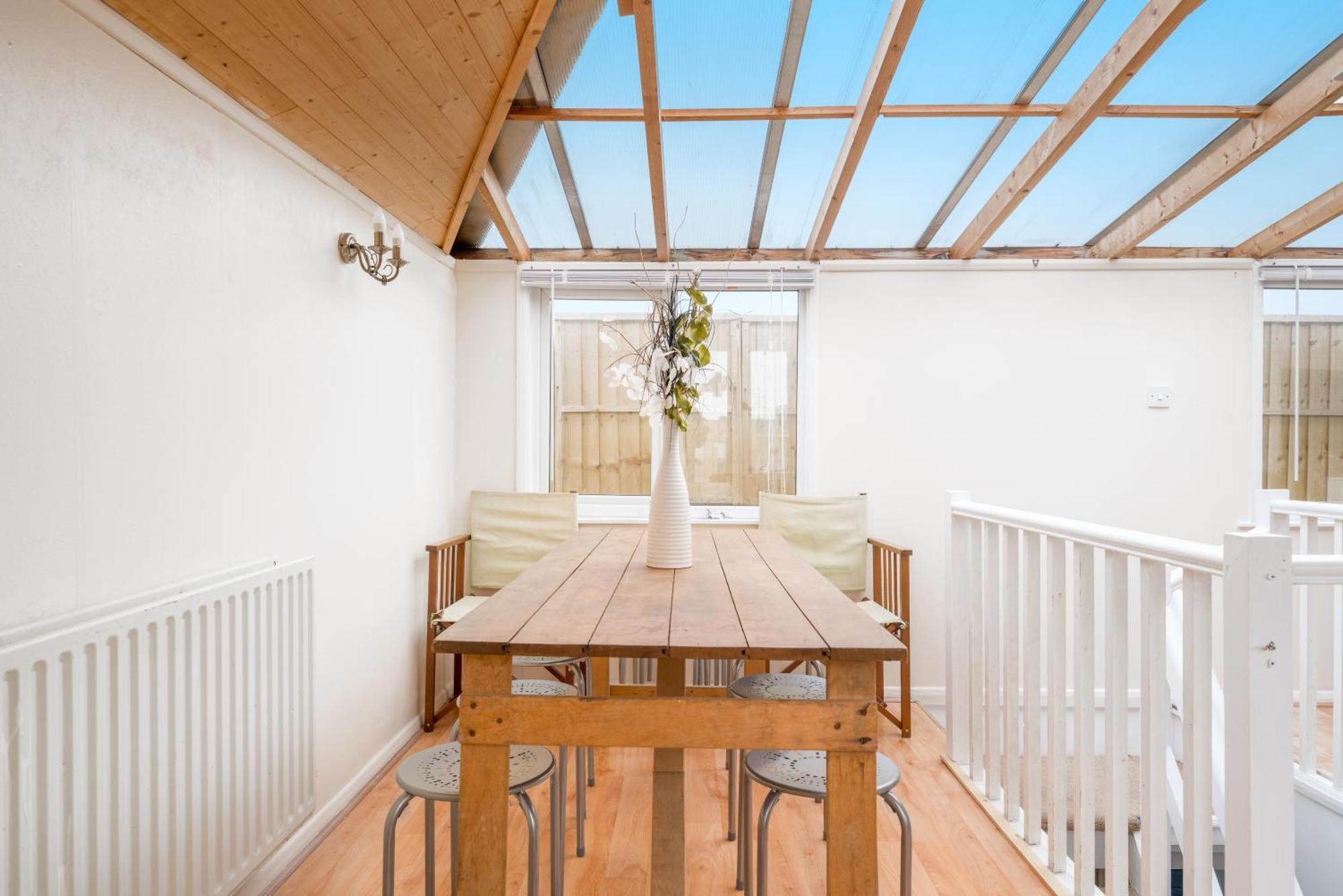 Cozy Maisonette Near Abbey Road Лондон Екстериор снимка