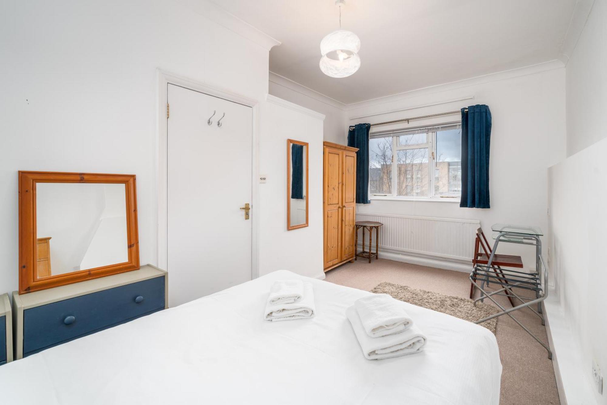 Cozy Maisonette Near Abbey Road Лондон Екстериор снимка